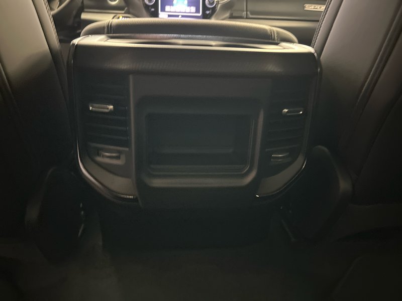 2025 Ram 1500 SPORT