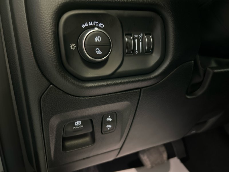 Ram 1500 SPORT 2025
