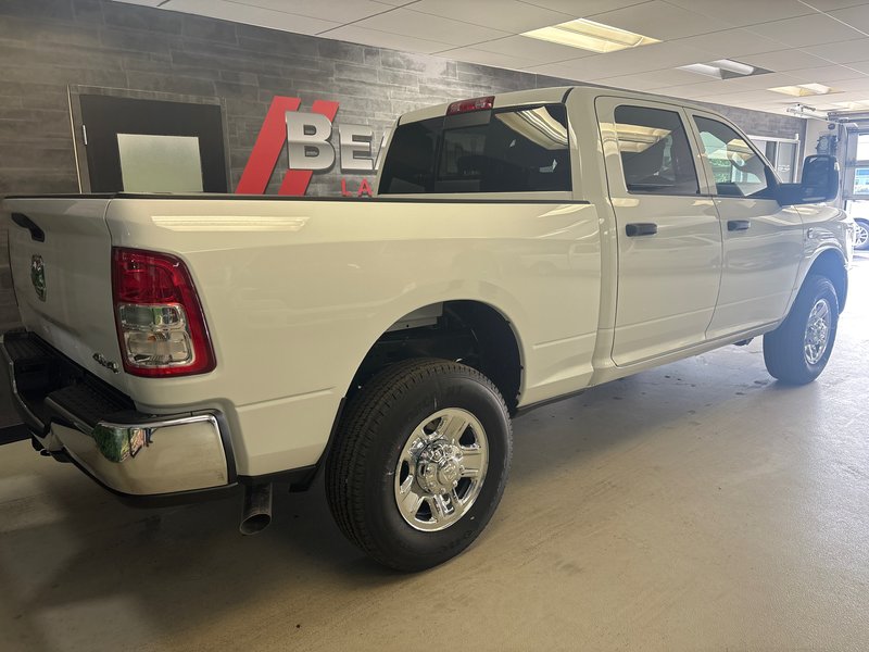 Ram 2500 TRADESMAN 2024