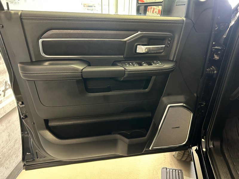 2025 Ram 2500 LARAMIE