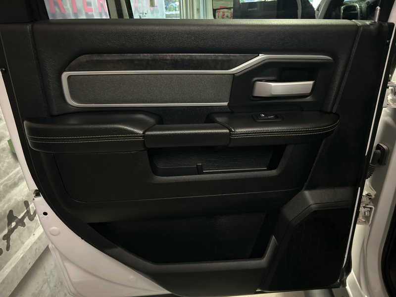 2022 Ram 3500 Crew Big Horn