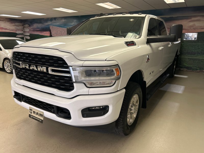 2022 Ram 3500 Crew Big Horn