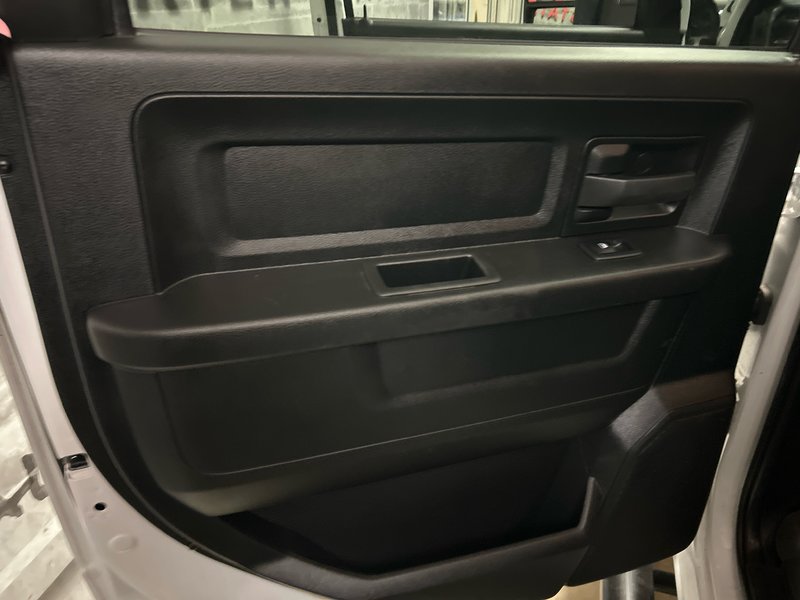 2023 Ram 3500 CREW Tradesman