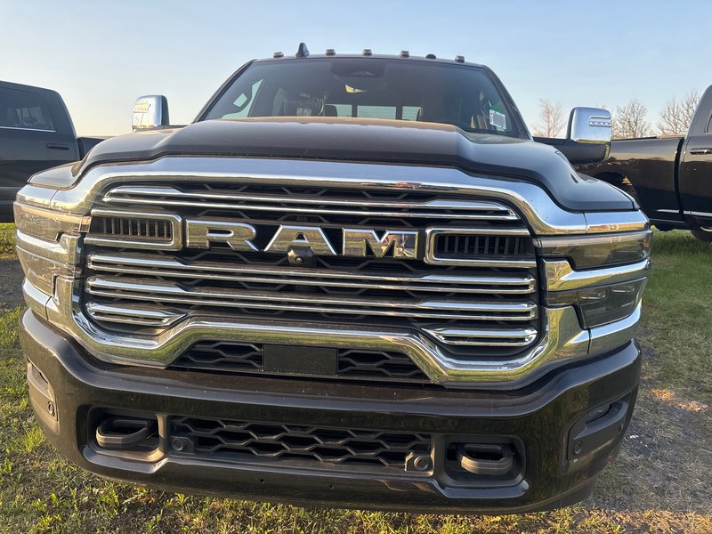 Ram 3500 LARAMIE 2025