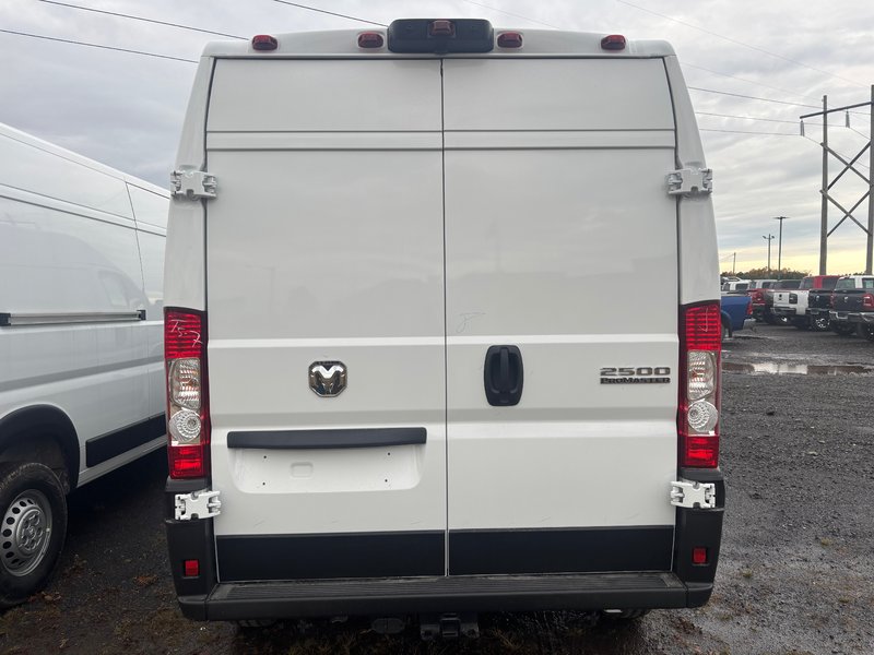 2025 Ram PROMASTER CARGO VAN 2500 TRADESMAN W/ PASS SEAT