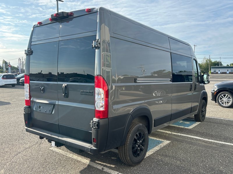 Ram PROMASTER CARGO VAN 2500 SLT+ 2025