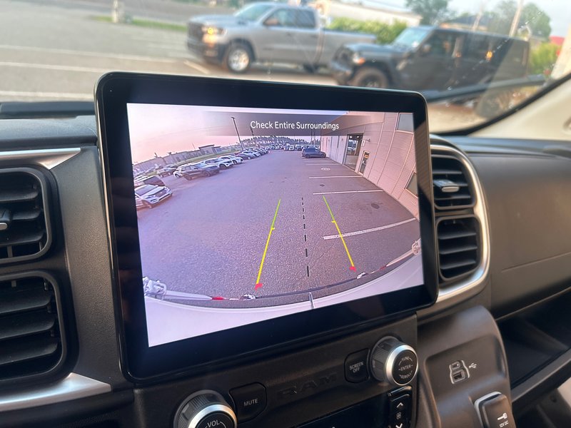 Ram PROMASTER CARGO VAN 3500 SLT+ 2025 Préparation pour VR