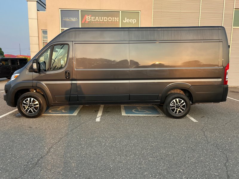 2025 Ram PROMASTER CARGO VAN 3500 SLT