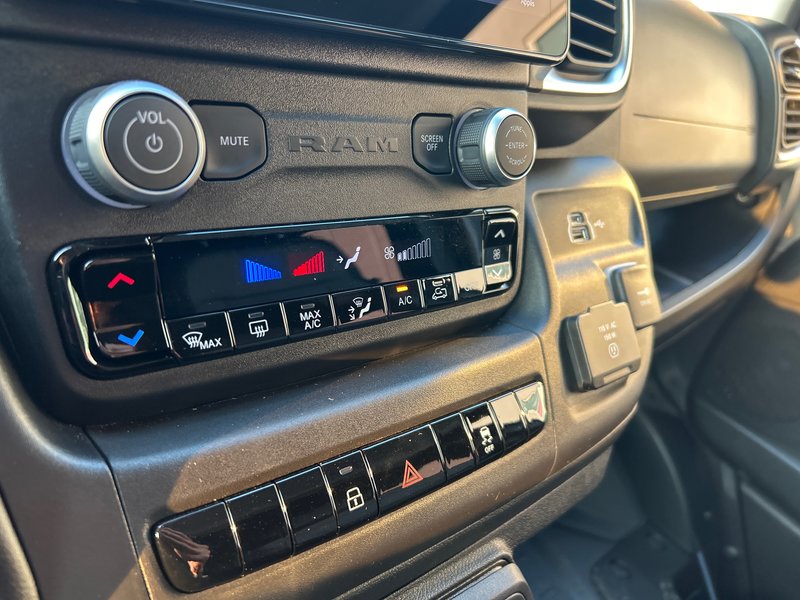 2025 Ram PROMASTER CARGO VAN 3500 SLT