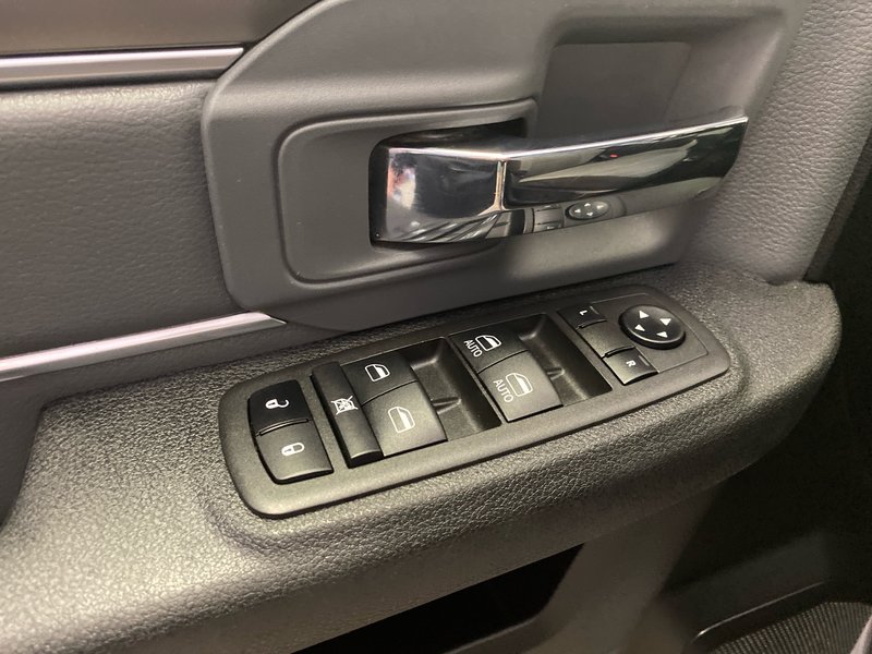 Ram 1500 CREW SLT 2022