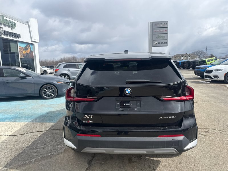 2025 BMW X1 xDrive28i New brakes, new tires