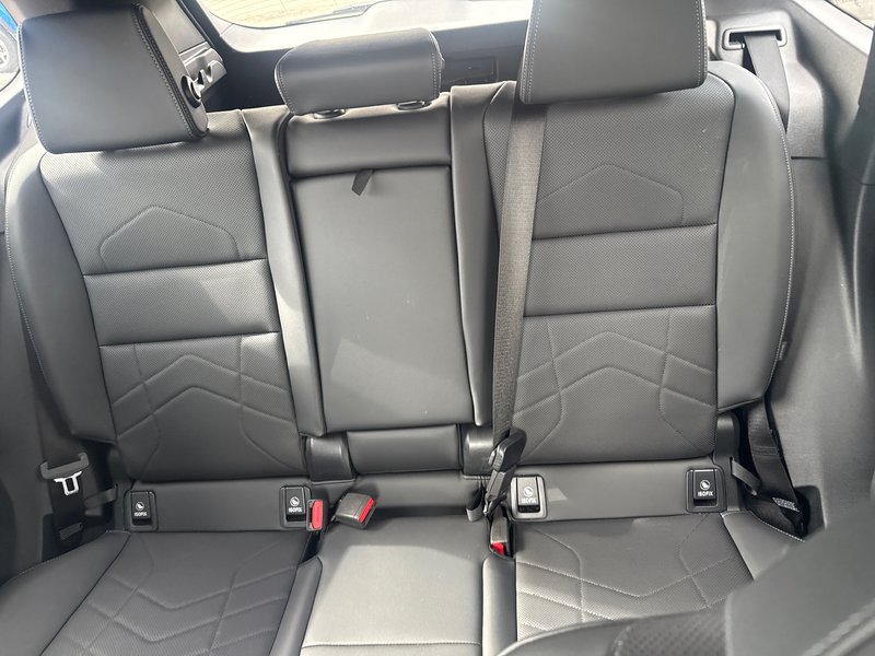 2025 BMW X1 xDrive28i New brakes, new tires