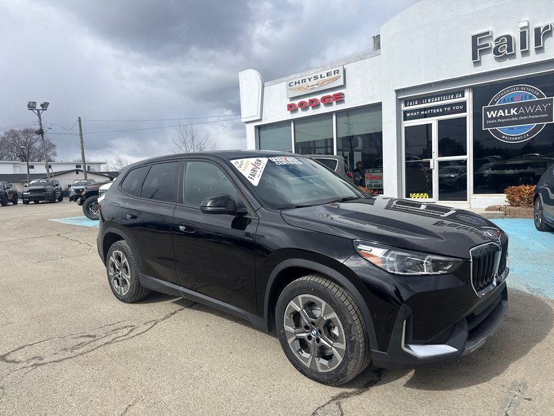 2025 BMW X1 xDrive28i New brakes, new tires