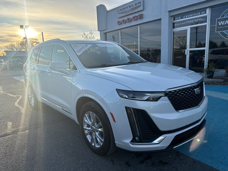 2023 Cadillac XT6 AWD Luxury Seven passenger and beautiful SUV