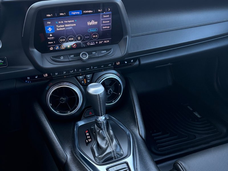 2024 Chevrolet CAMARO 2LT