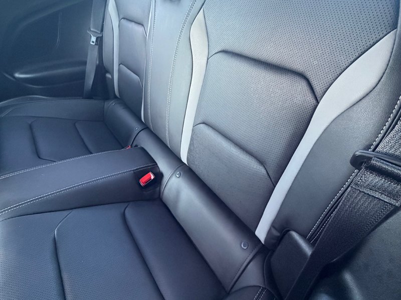 2024 Chevrolet CAMARO 2LT