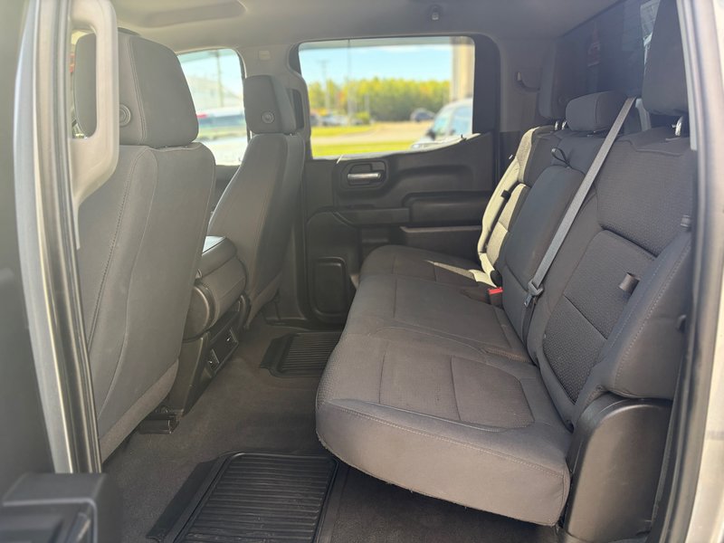 2021 Chevrolet SILVERADO 1500 CUSTOM TRAIL BOSS 5.3L V8!