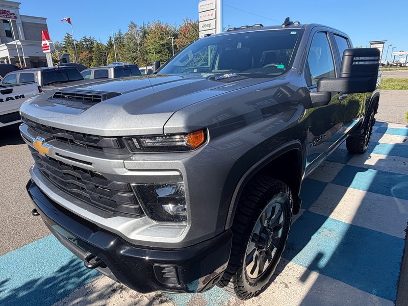 2024 Chevrolet SILVERADO 2500HD CUSTOM DURAMAX!