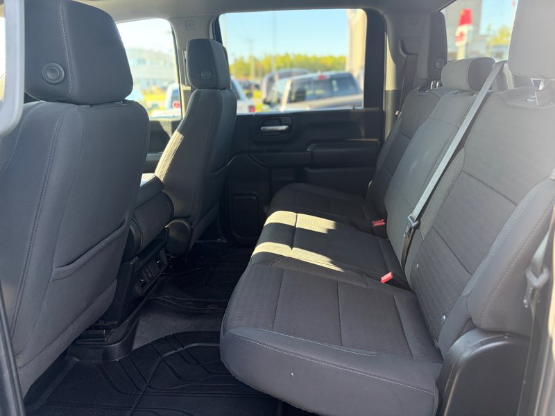 2024 Chevrolet SILVERADO 2500HD CUSTOM DURAMAX!