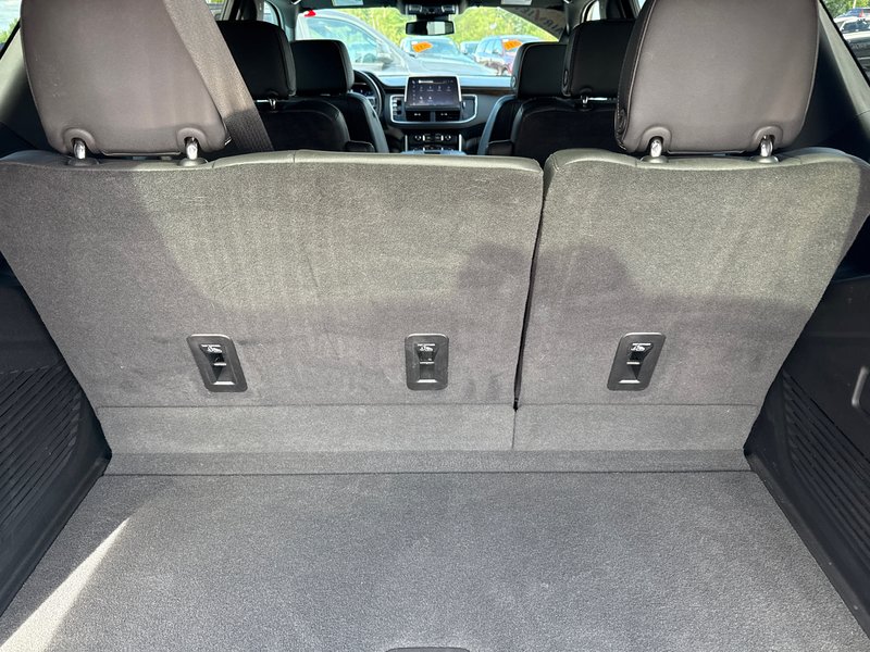 2024 Chevrolet Tahoe Premier Duramax diesel Very rare, Duramax diesel two sets of rims and tires, immaculate condition