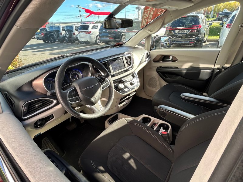 2021 Chrysler Grand Caravan SE