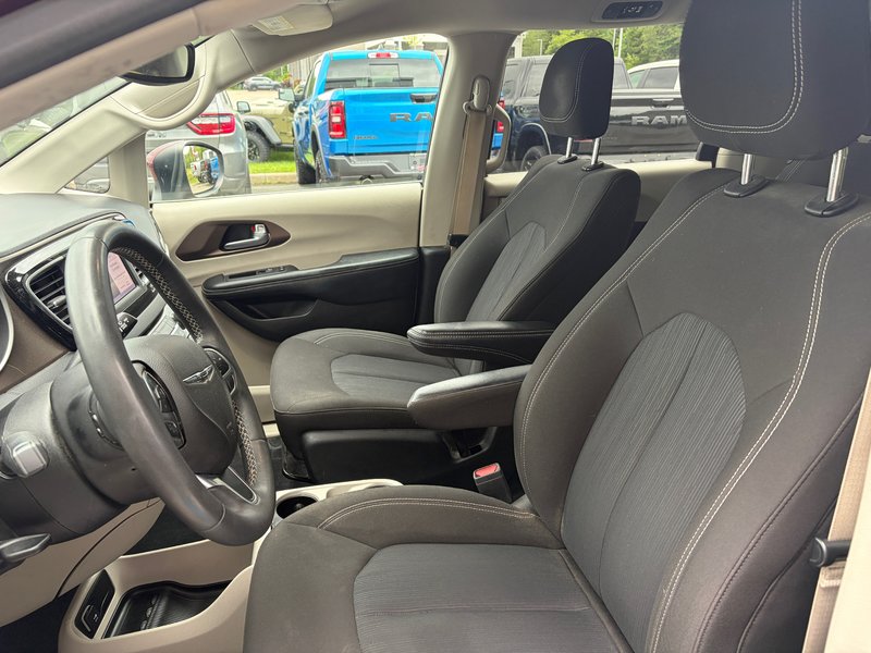 2022 Chrysler GRAND CARAVAN SXT