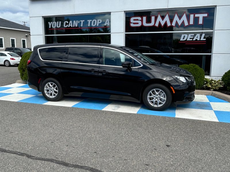 2024 Chrysler Grand Caravan SXT