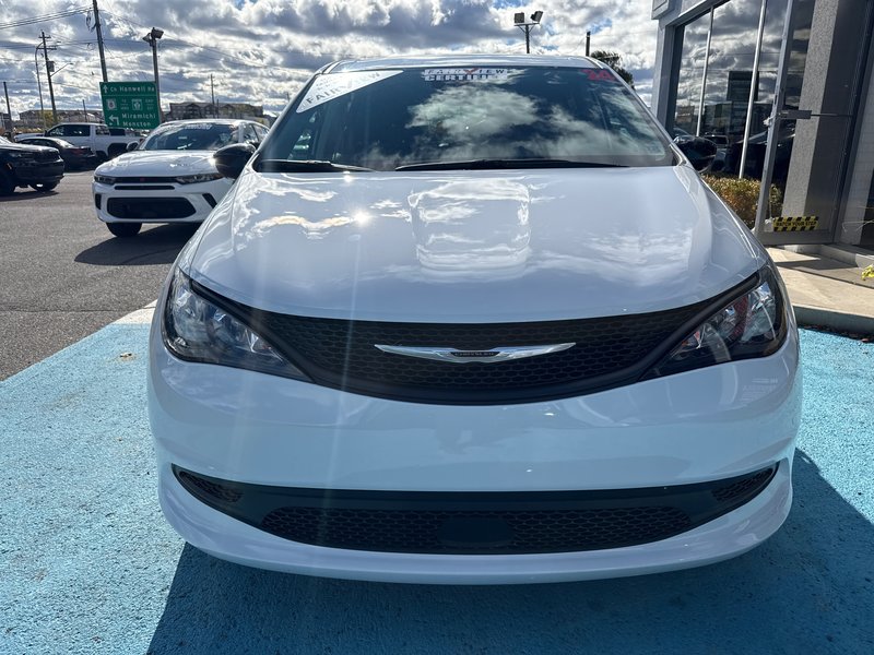 2024 Chrysler Grand Caravan SXT Fairview shuttle vehicle