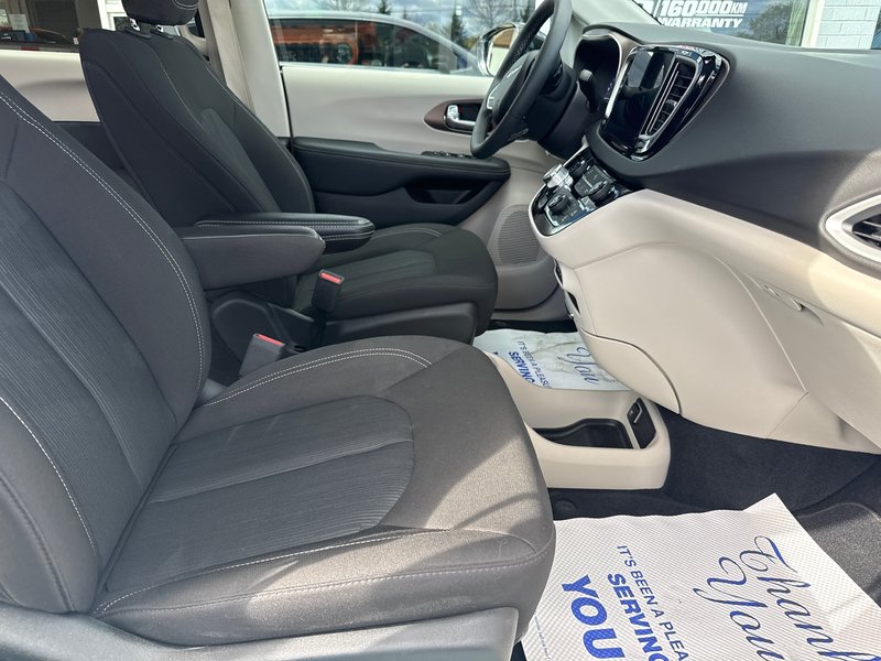 2024 Chrysler Grand Caravan SXT Fairview shuttle vehicle