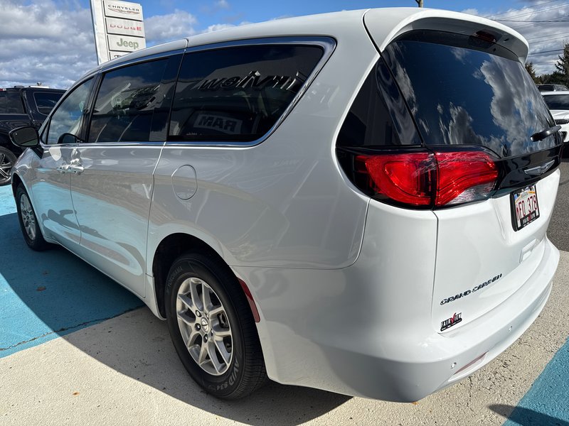 2024 Chrysler Grand Caravan SXT Fairview shuttle vehicle