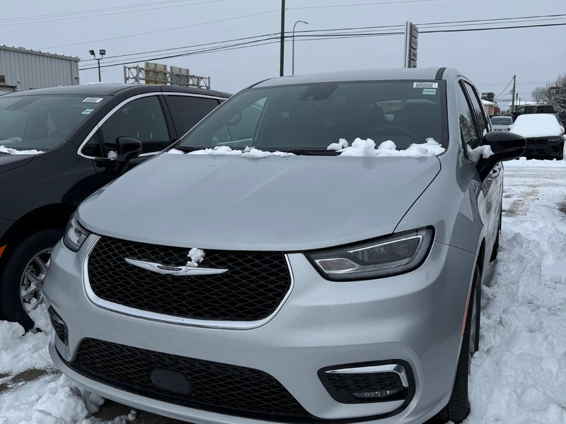 2026 Chrysler Grand Caravan SXT