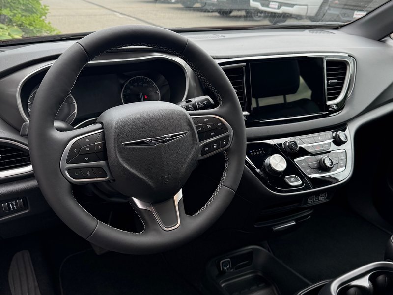 2026 Chrysler Grand Caravan SXT