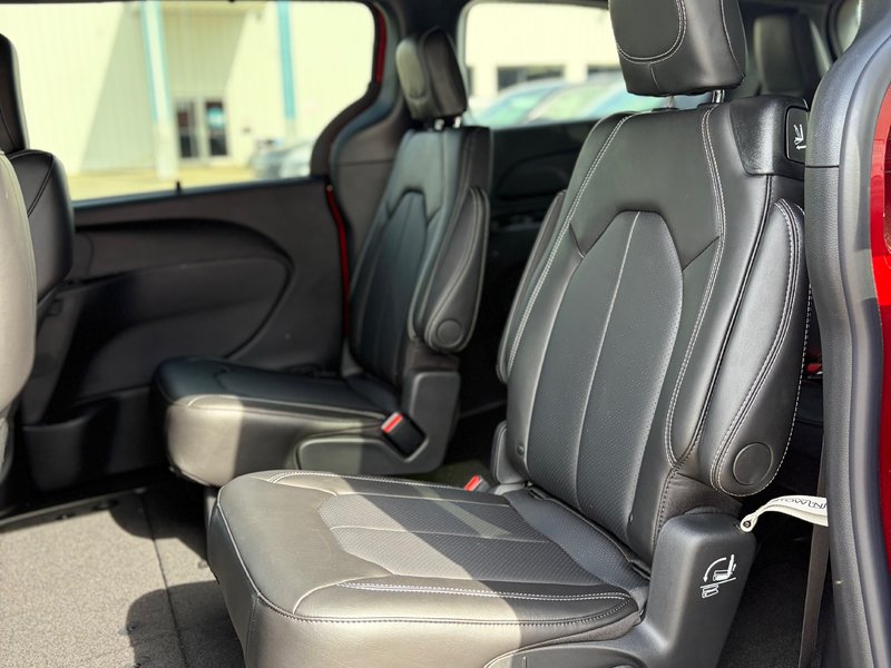 2026 Chrysler Grand Caravan SXT