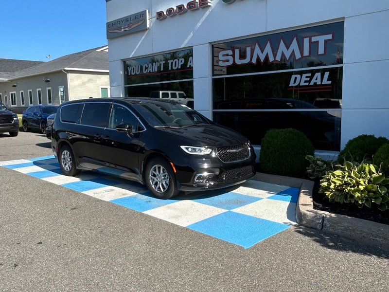 Chrysler Pacifica TOURING 2024