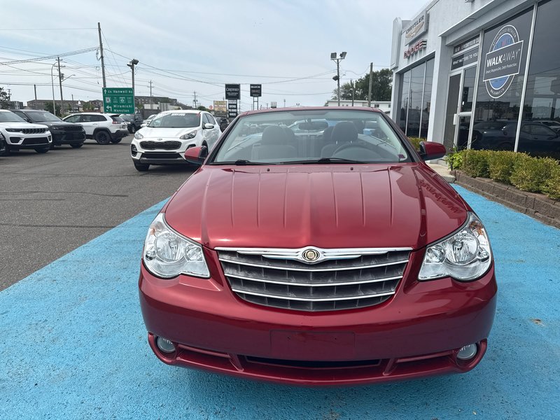 2009 Chrysler Sebring Touring Showroom condition