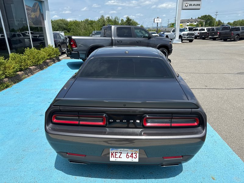 2016 Dodge Challenger R/T Shaker limited edition Rare car, one owner showroom condition limited edition shaker with SRT rims