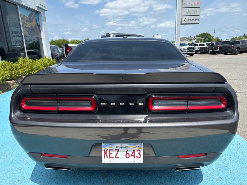2016 Dodge Challenger R/T Shaker limited edition Rare car, one owner showroom condition limited edition shaker with SRT rims