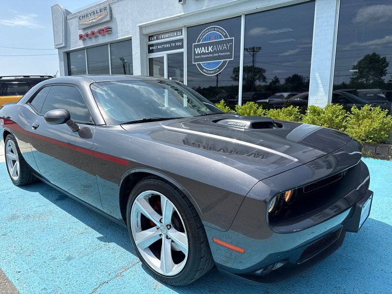 2016 Dodge Challenger R/T Shaker limited edition Rare car, one owner showroom condition limited edition shaker with SRT rims