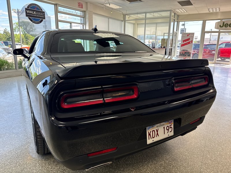 Dodge Challenger GT AWD 2023