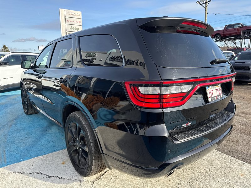 2021 Dodge Durango R/T with 5.7 hemi 400 HP Fully loaded limited package with red interior NAV, heated cooled seats, wireless charger station