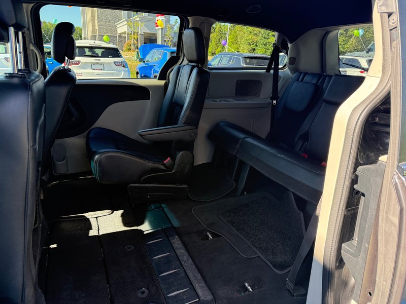 2017 Dodge Grand Caravan SXT PREMIUM PLUS AS TRADED