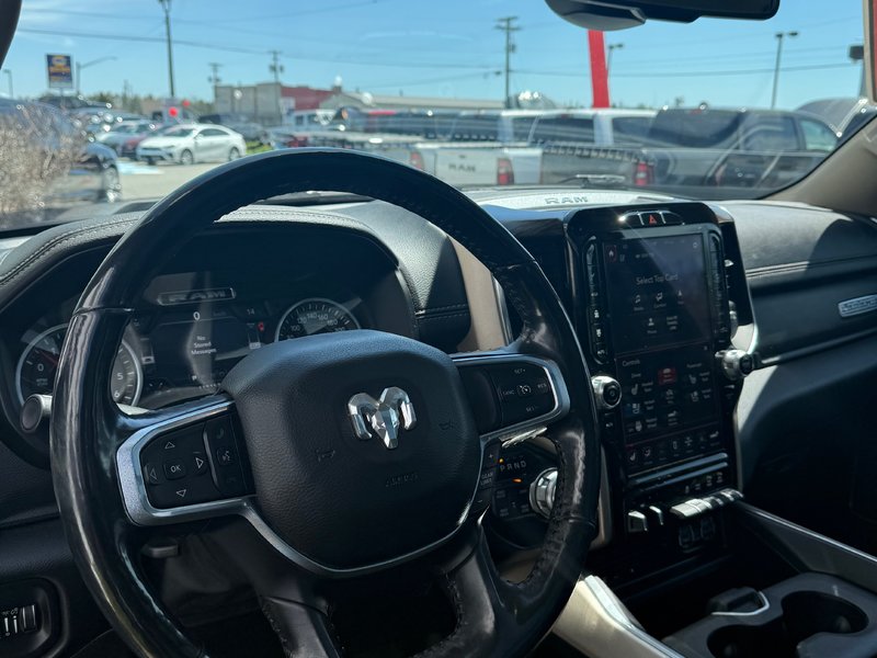2019 Dodge RAM 1500 CREW LARAMIE