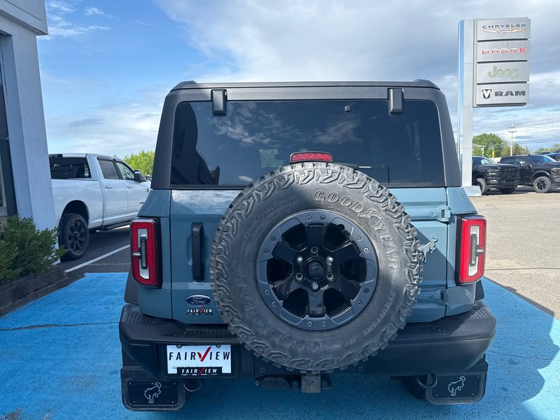 2021 Ford Bronco Standard transmission Badlands Tow package Upgraded tires and rims With full removable top 12 inch screen standard transmission