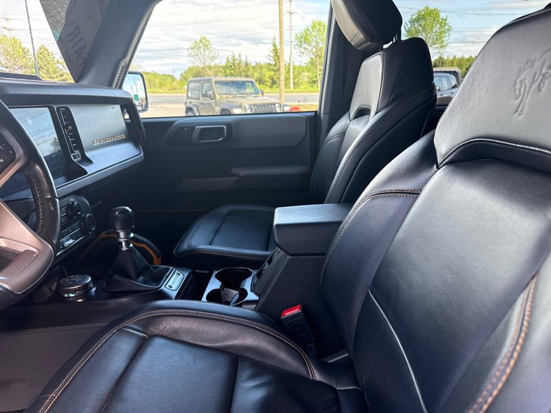 2021 Ford Bronco Standard transmission Badlands Tow package Upgraded tires and rims With full removable top 12 inch screen standard transmission