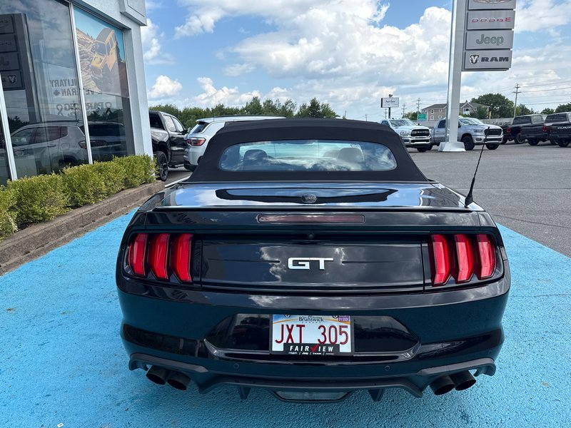 2020 Ford Mustang GT Premium Blackout edition