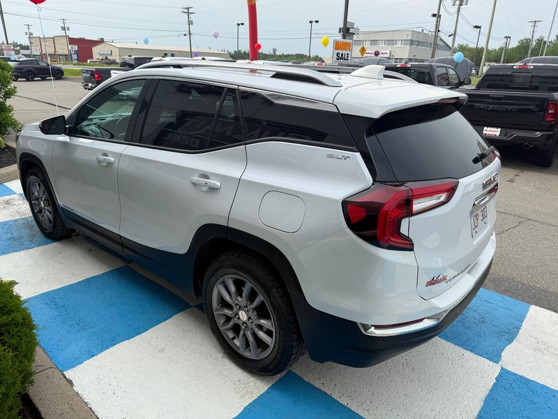 2022 GMC Terrain SLT AWD