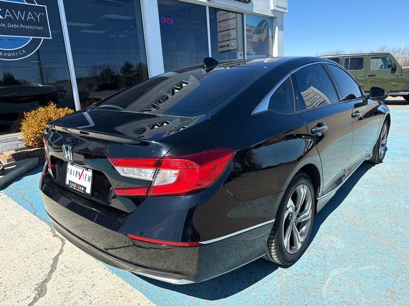 2018 Honda Accord Sedan EX-L Loaded navigation, leather sunroof, two sets of tires