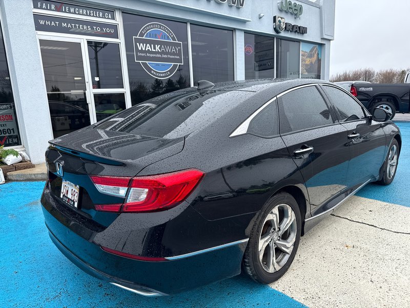 2018 Honda Accord Sedan EX-L Loaded navigation, leather sunroof, two sets of tires