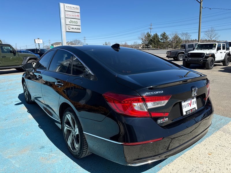 2018 Honda Accord Sedan EX-L Loaded navigation, leather sunroof, two sets of tires