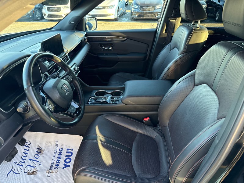 2025 Honda Pilot Black Edition